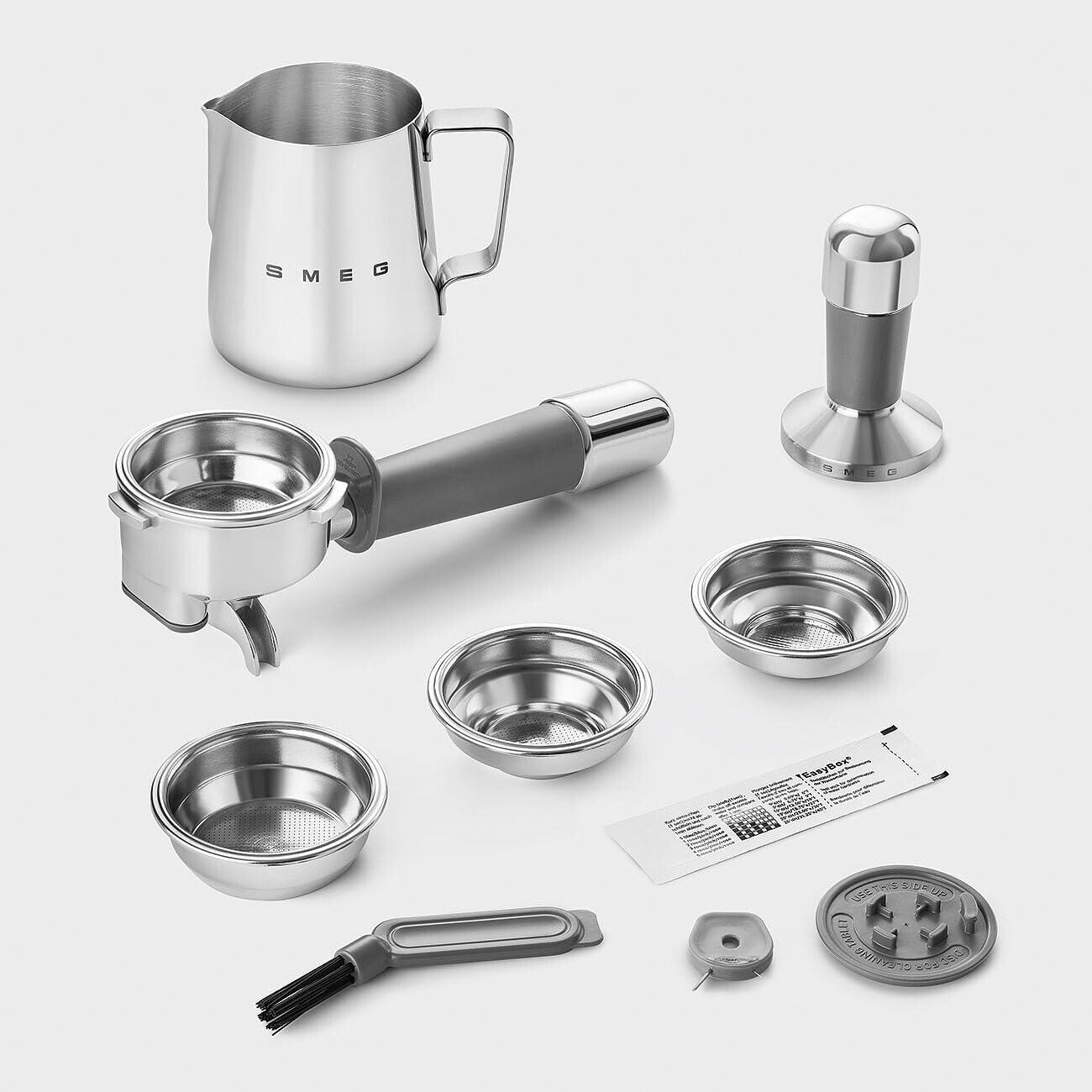 Smeg EGF03: Semi-Automatic Espresso Machine with Grinder