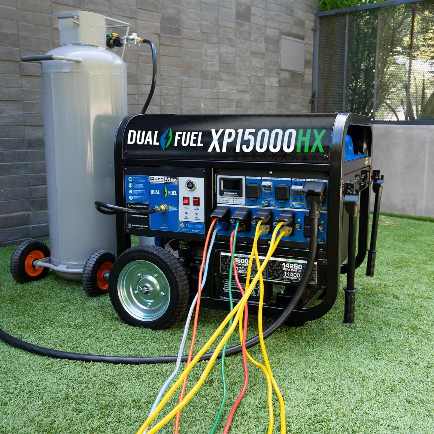 DuroMax XP15000HXT Dual-Fuel Generator